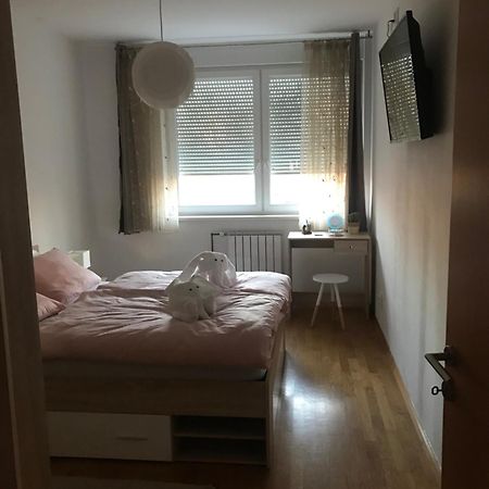 Apartment Marlena Zagreb Exteriör bild